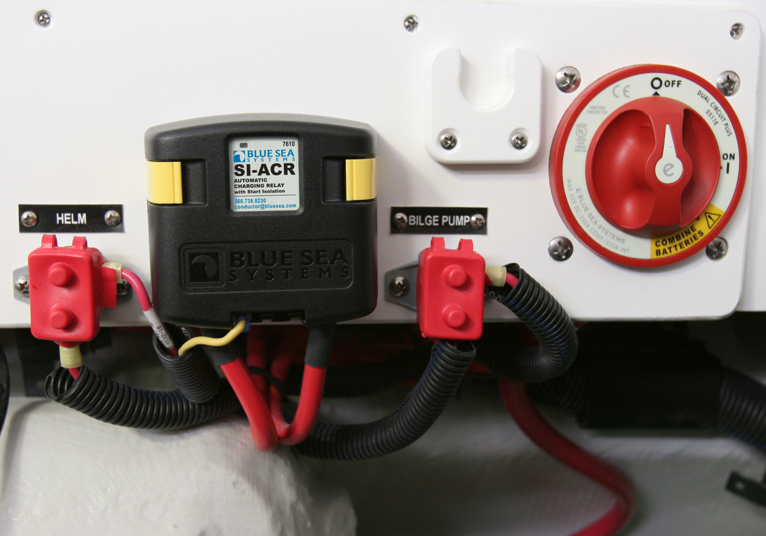 Blue Sea BS 7650 Batterieladerelais mit Batterieschalter / Add-A-Battery  Kit - 120A
